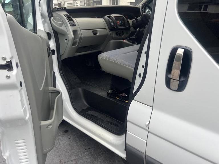Renault Trafic 2005 CAMPER CONVERSION 