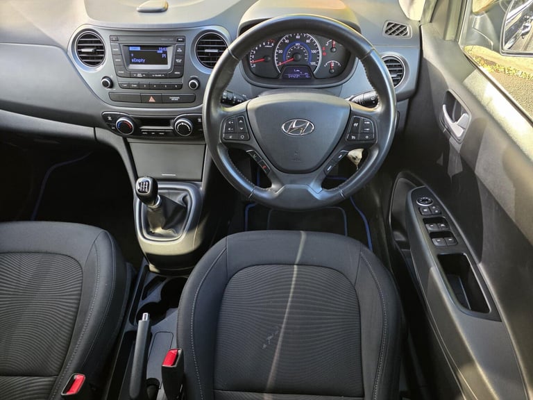 2017 Hyundai i10 1.0 Premium Euro 6 5dr HATCHBACK Petrol Manual