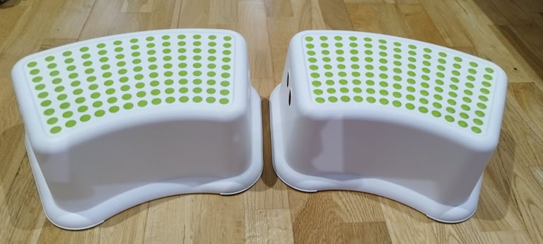 image for IKEA FÖRSIKTIG stools in White/Green x 2