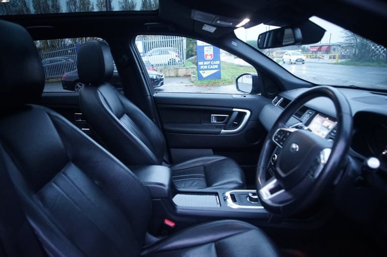 2019 Land Rover Discovery Sport 2.0 TD4 Landmark SUV 5dr Diesel Auto 4WD Euro 6 (s/s) (180 ps) ES...