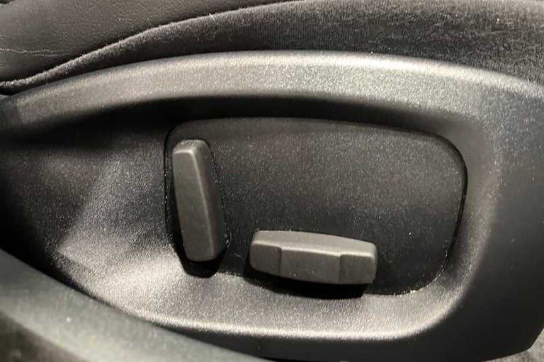 2018 Jaguar XE 2.0 [250] Portfolio 4dr Auto AWD SALOON PETROL Automatic