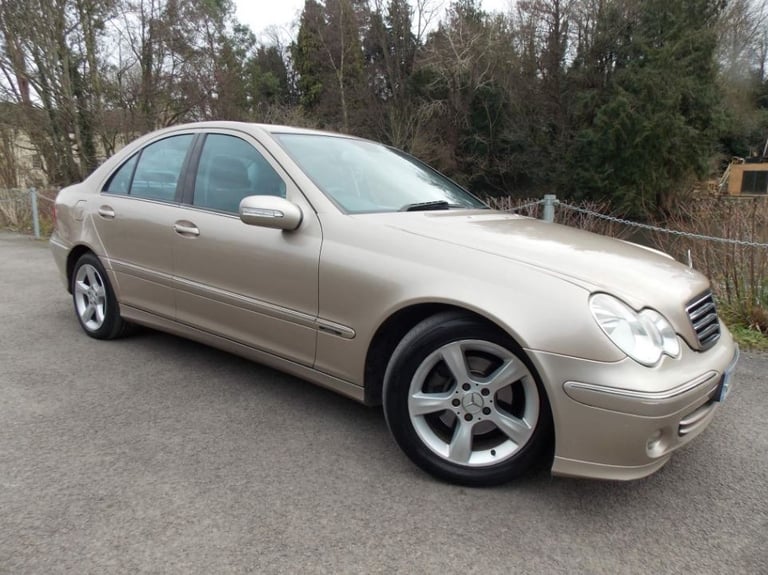 image for 2005 Mercedes-Benz C-Class C220 CDI Avantgarde SE 4dr Auto SALOON DIESEL Automatic