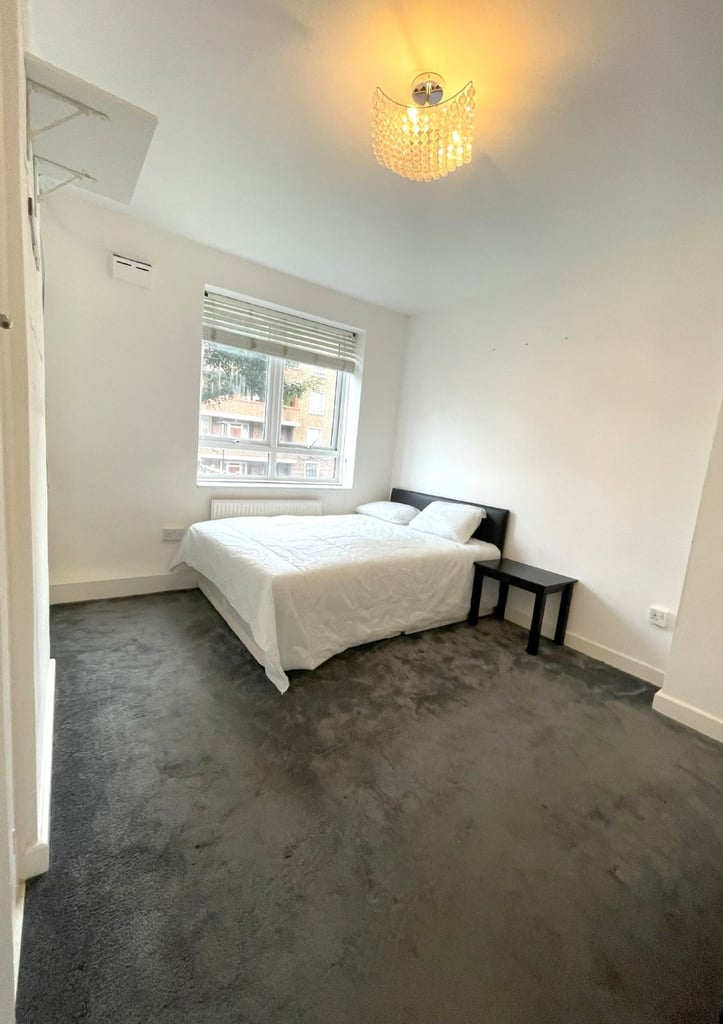 image for 🌞🌼Bright Master Room Available Now │ 🩵Heart of Shoreditch!