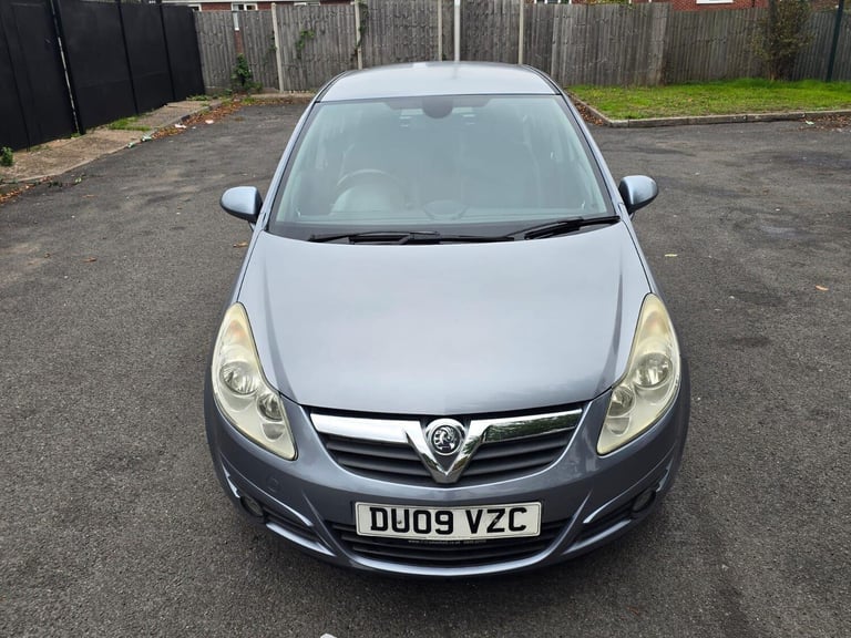 2009 Vauxhall Corsa 1.4i 16V Design 5dr Auto HATCHBACK PETROL Automatic