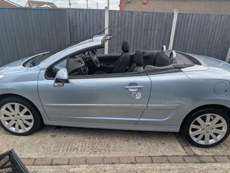 Peugeot, 207, Convertible, 2010, Manual, 1598 (cc), 2 doors