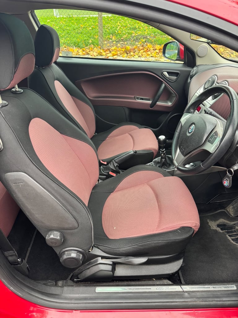 Alfa Romeo, MITO, Hatchback, 2009, Manual, 1368 (cc), 3 doors