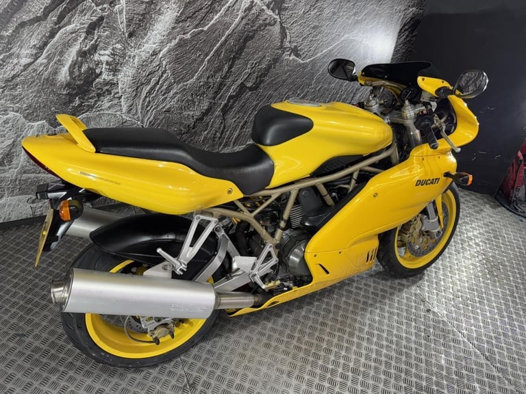 DUCATI SUPERSPORT 900 2000 900SS