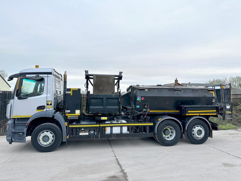 2016 MERCEDES AROCS TWIN TARMAC HOTBOX ECON WASTE BIN SELF LOADER 26 TON EURO-6 