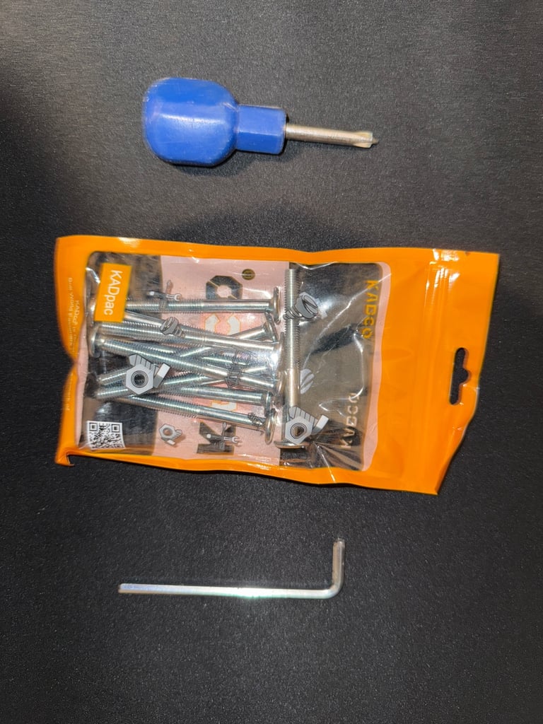 Office desk / Gaming desk table desk