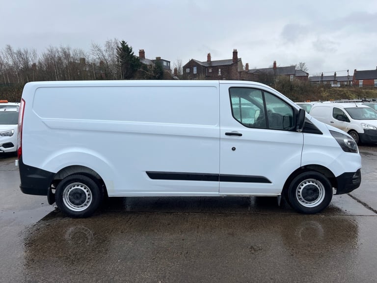 2019 Ford Transit Custom 2.0 TDCi 300/105ps Low Roof Van L2 PANEL VAN Diesel Manual