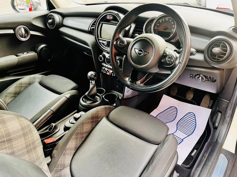 2018 MINI Hatch 1.5 Cooper D Euro 6 (s/s) 3dr HATCHBACK Diesel Manual