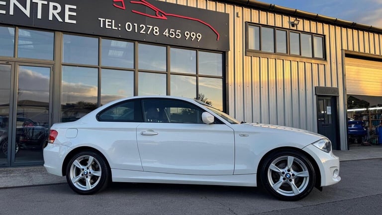 BMW 1 SERIES 2.0 118d Sport Euro 5 (s/s) 2dr 2011