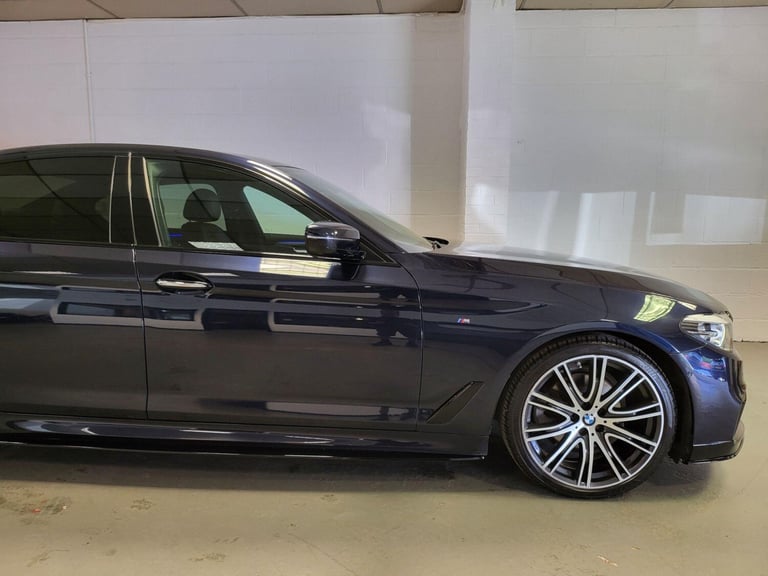 2017 BMW 5 Series 2.0 520d M Sport Auto xDrive Euro 6 (s/s) 4dr SALOON Diesel Automatic
