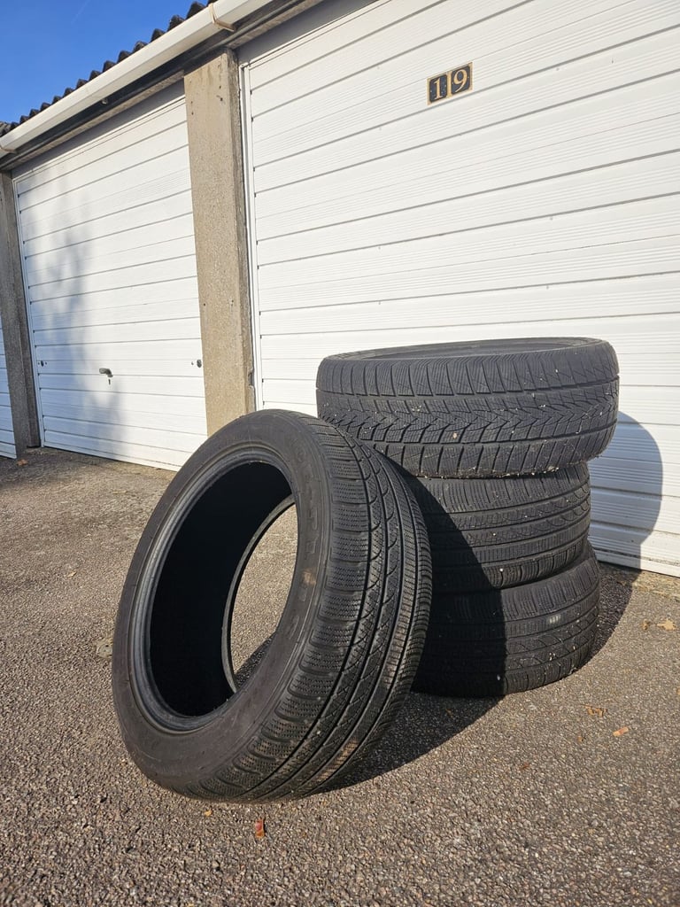 4 Winter Tyres – 225/50R17 98V XL – TRISTAR SNOWPOWER 