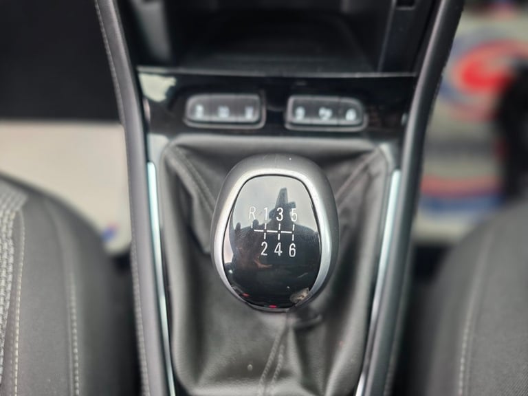 Vauxhall Grandland X SE