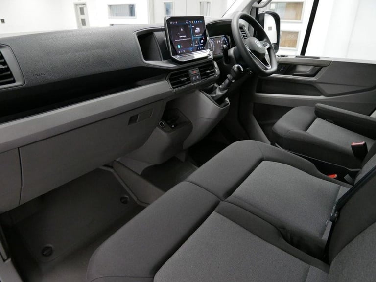 74 VW CRAFTER CR35 2.0 TDI 140 BHP LONG HIGH ROOF COMMERCE PLUS ( FACELIFT )