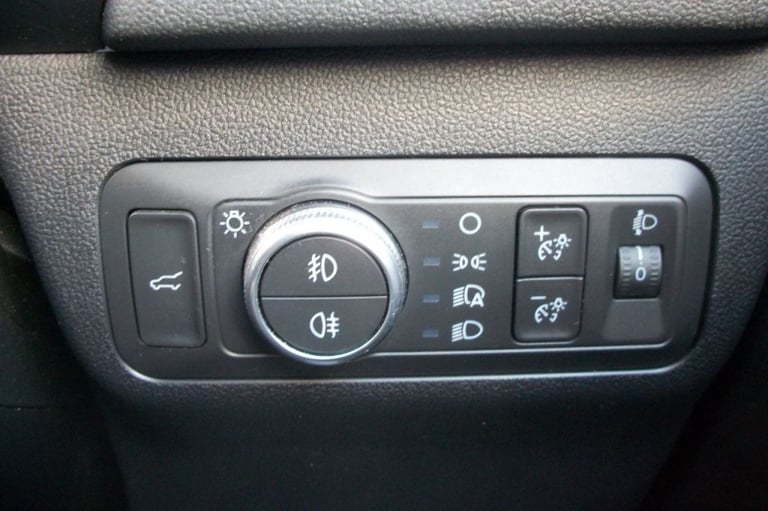  Ford Kuga TITANIUM ED 1.5 EBLUE AUTO Diesel