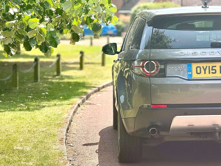 2015 Land Rover Discovery Sport 2.2 Discovery Sport HSE SD4 Auto 4WD 5dr SUV Diesel Automatic
