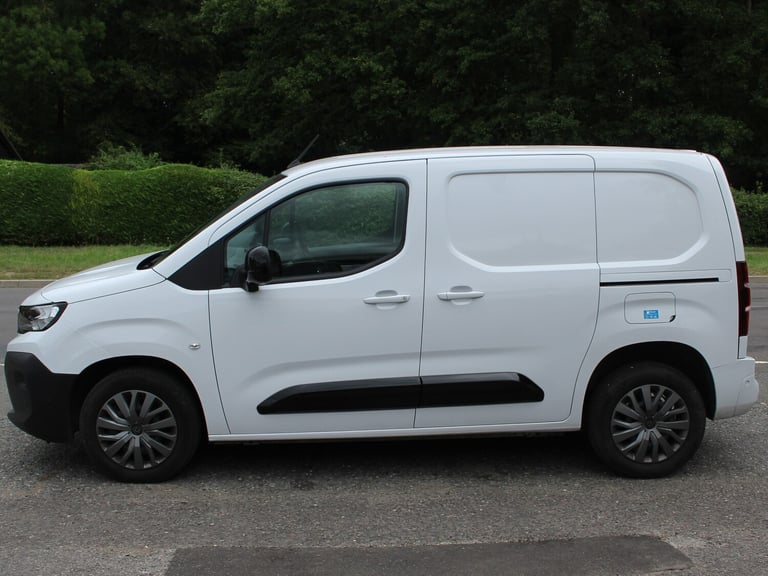 2024 Peugeot Partner 1.5 BlueHDi 1000 Asphalt Standard Panel Van 5dr Diesel