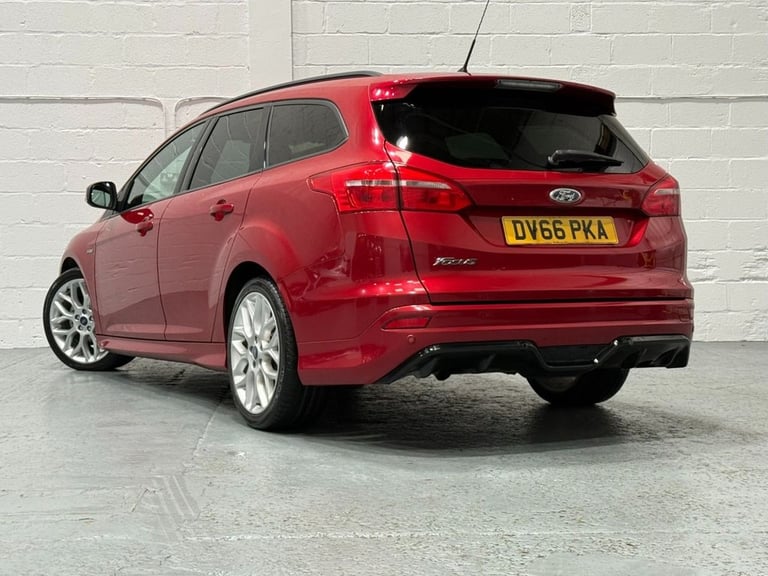 2016 Ford Focus 1.5 TDCi EcoBoost ST-Line Estate 5dr Diesel Manual Euro 6 (s/s) (120 ps) Estate D...