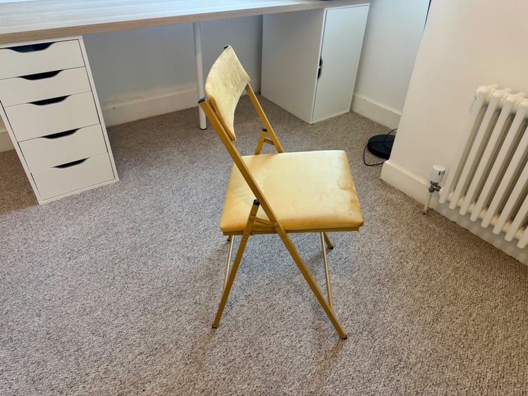 6 folding chairs from Dunelm, velvet back and seat, gold color
