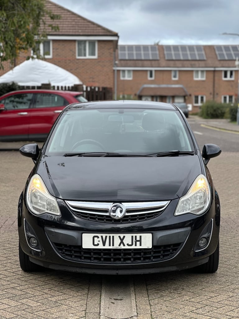 2011 Vauxhall Corsa SXI Automatic 1.4L Petrol 55,000 Miles Full Service History 1YR NEW MOT  1 OWNER