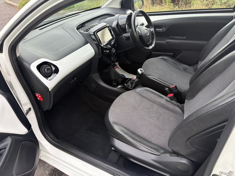 2015 Toyota AYGO 1.0 VVT-i X-Pression 3dr HATCHBACK Petrol Manual