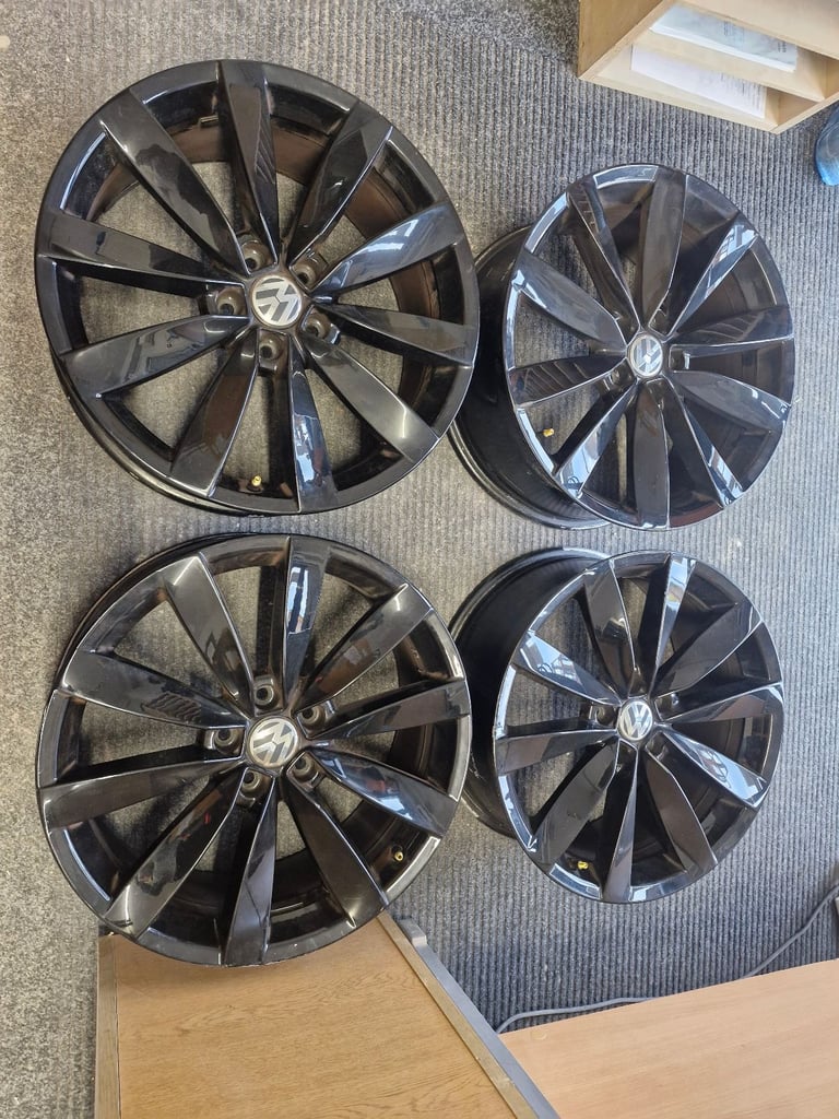 VW 19in alloy wheels 