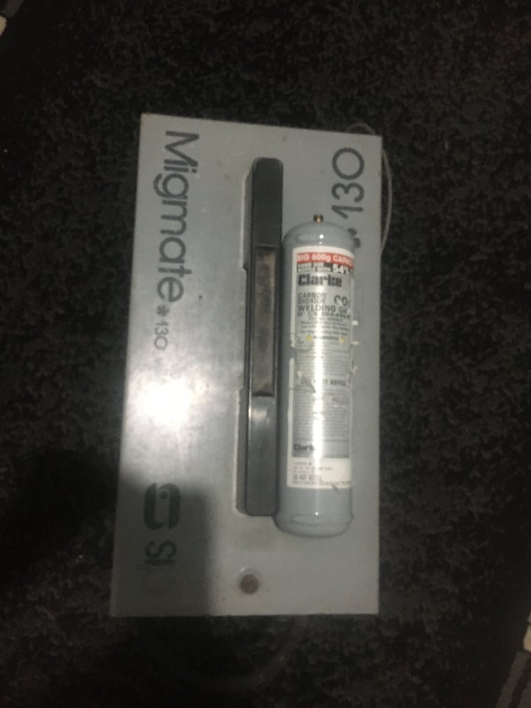 SIP MIGMATE 130 WELDER BAND NEW BOTTLE OF GAS AND NEW ROLL OF WIRE IN FULLY WORKING ORDER 