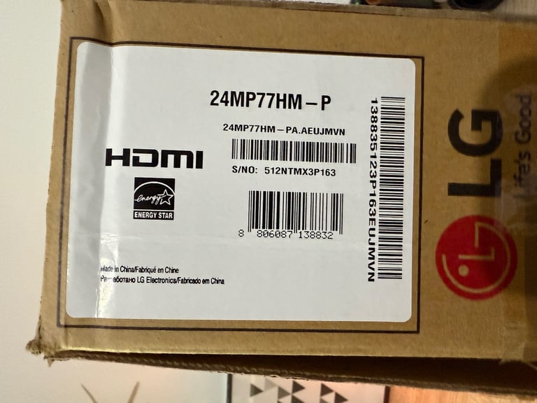 LG HD 24inch IPS Cinema Screen Monitor - Model: 24MP77