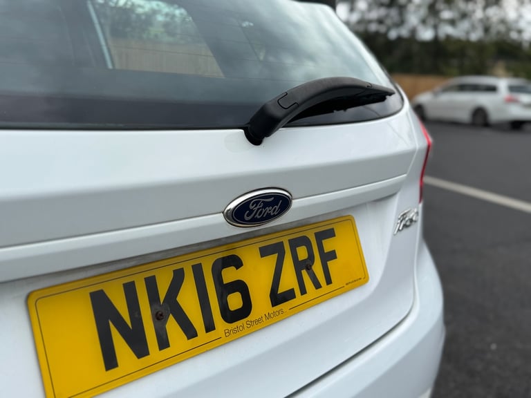 2016 Ford Fiesta 1.25 82 Zetec 5dr HATCHBACK Petrol Manual