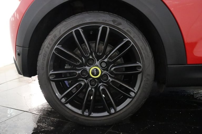 2020 MINI Electric Hatch Cooper SE 32.6kWh Level 2 3dr Auto (SAT NAV, HALF LEATHER) Hatchback ELE...