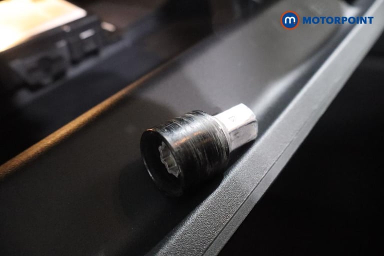 2021 Mercedes-Benz A-Class A250e AMG Line Edition 4dr Auto Saloon Hybrid Automatic