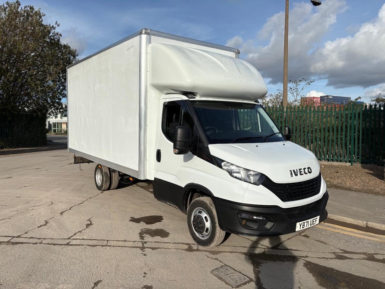 2022 Iveco Daily 3.0 35-160 euro6 twin rear wheel manual 15ft Luton box van 