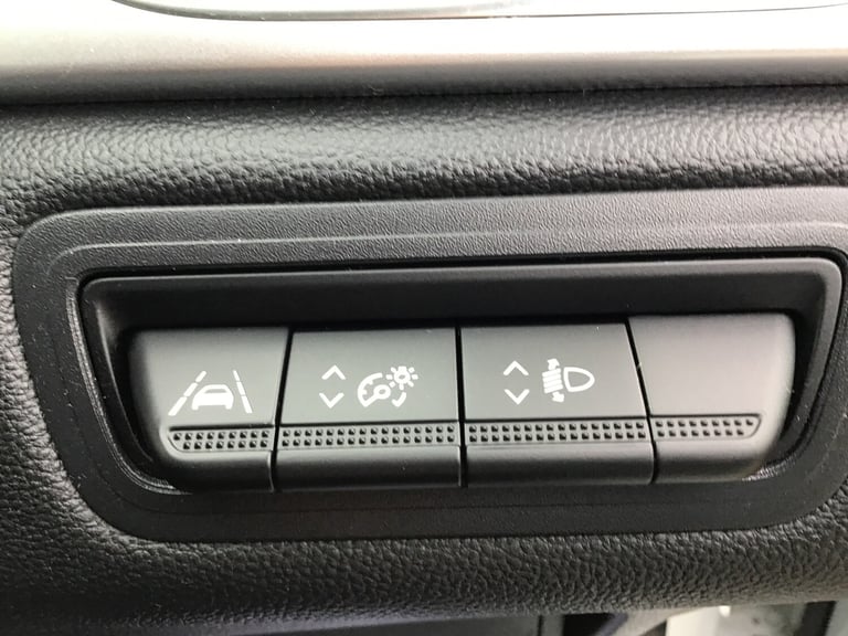 2022 Renault Captur 1.0 TCE 90 SE Edition 5dr HATCHBACK PETROL Manual