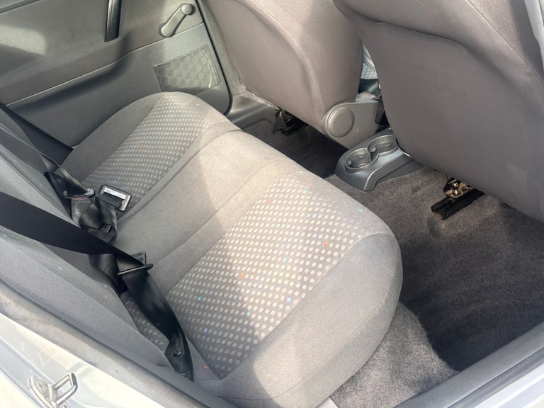 AUTOMATIC Volkswagen polo , MOT Oct 26