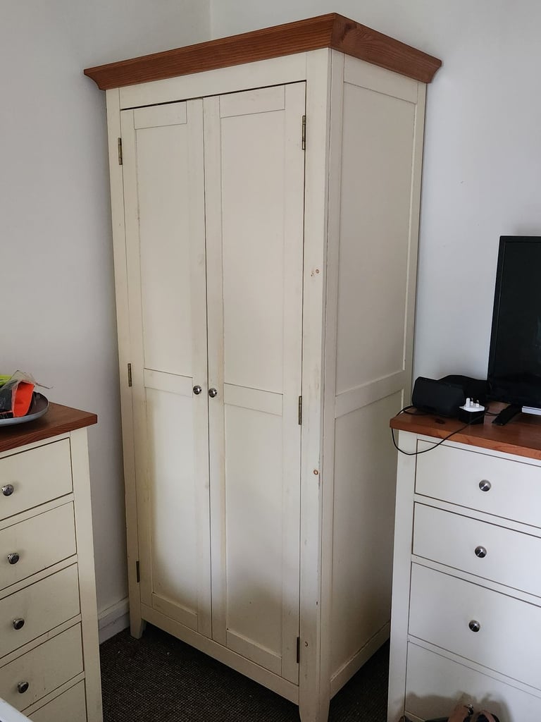 image for White wardrobe.  W90-d59-h194cm