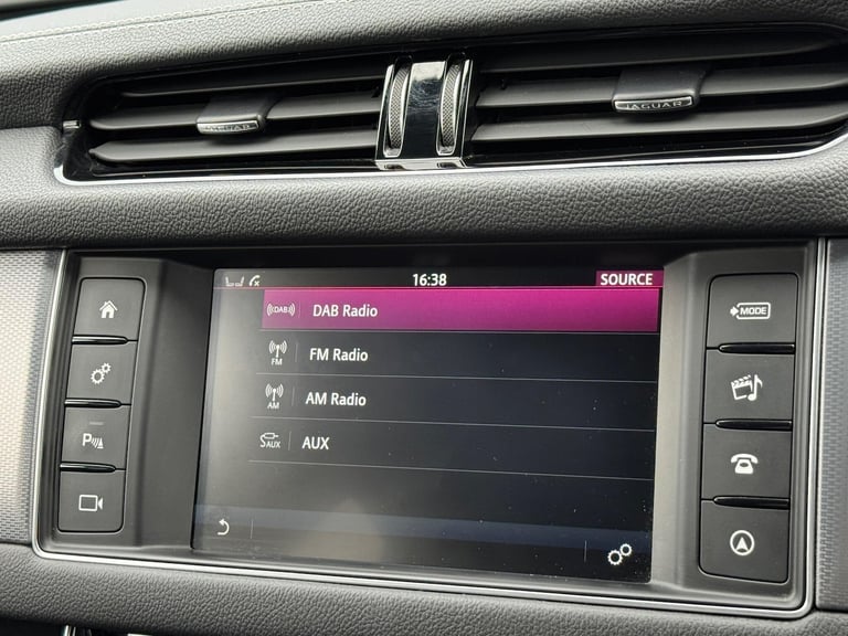 2016 Jaguar XF 2.0d R-Sport Auto Euro 6 (s/s) 4dr SALOON Diesel Automatic