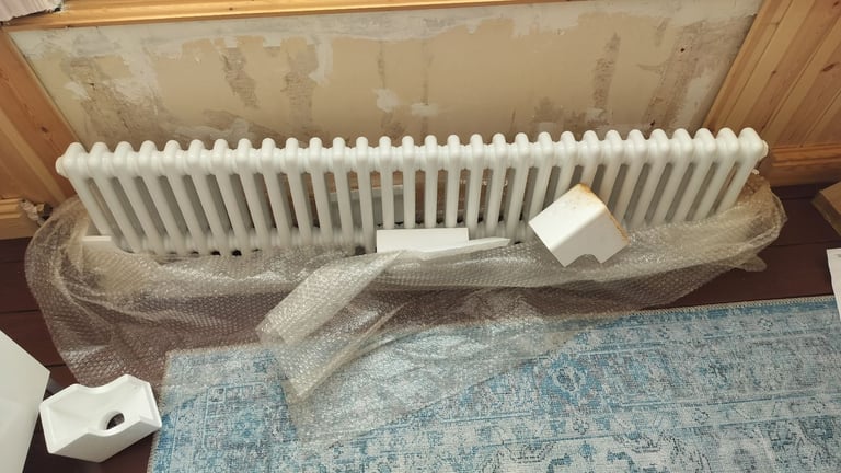 image for Keswick 2 column 300 x 1370 white radiator 