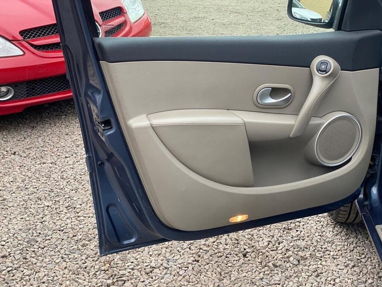 2007 Renault Clio 1.6 VVT Initiale 5dr HATCHBACK PETROL Manual