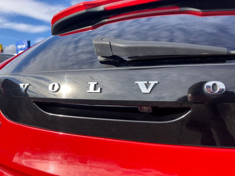 2019 Volvo V40 D3 [4 Cyl 152] Inscription Edition 5dr Geartronic Hatchback DIESEL Automatic