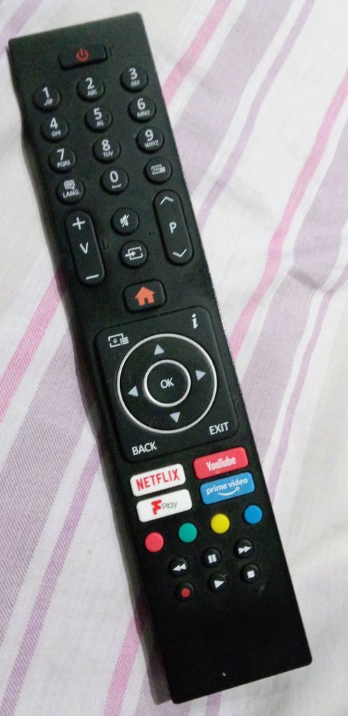49" Smart tv in excellent condition 