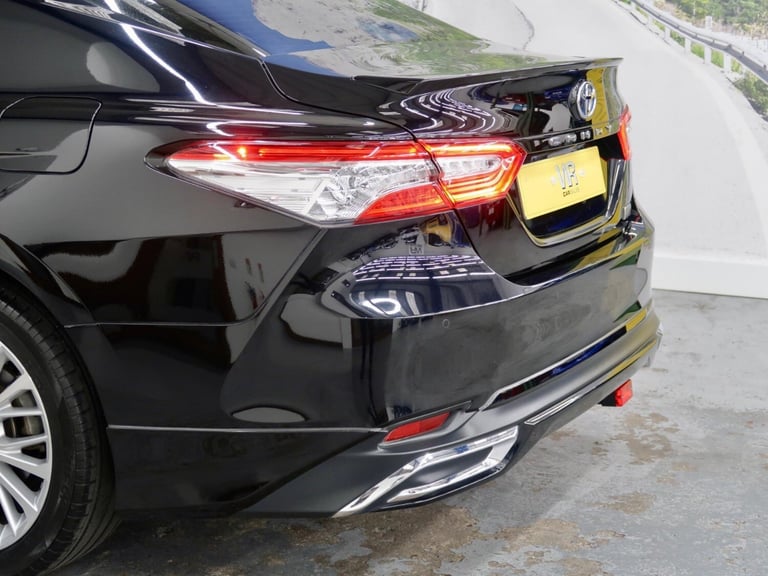 2020 Toyota Camry 2.5 VVT-h Excel CVT Euro 6 (s/s) 4dr Saloon Petrol/Electric Hybrid Automatic