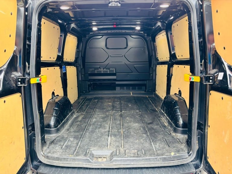 2021 Ford Transit Custom 2.0 280 EcoBlue Limited Panel Van 5dr Diesel Manual L1 H1 Euro 6 (s/s) (...