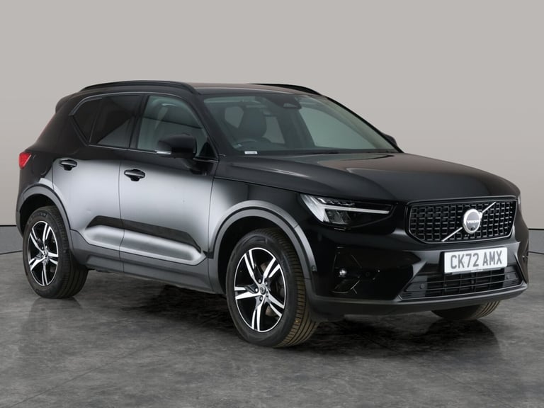 2022 Volvo XC40 2.0 B3P Plus Dark 5dr Auto ESTATE PETROL Automatic