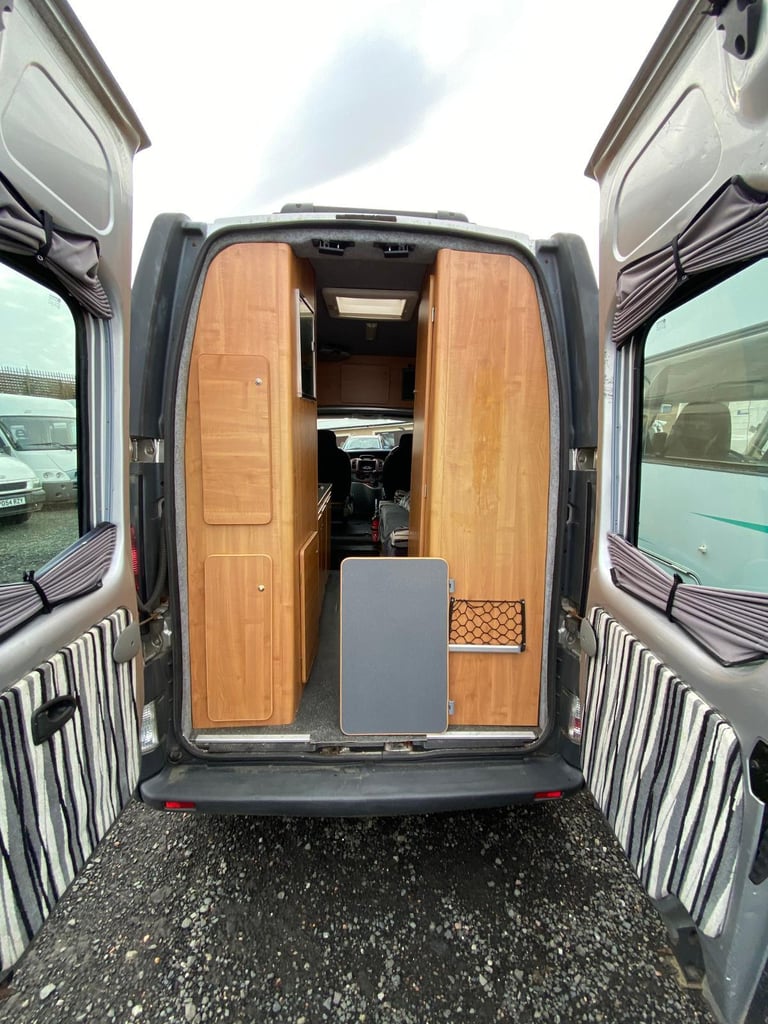 Vauxhall VIVARO campervan