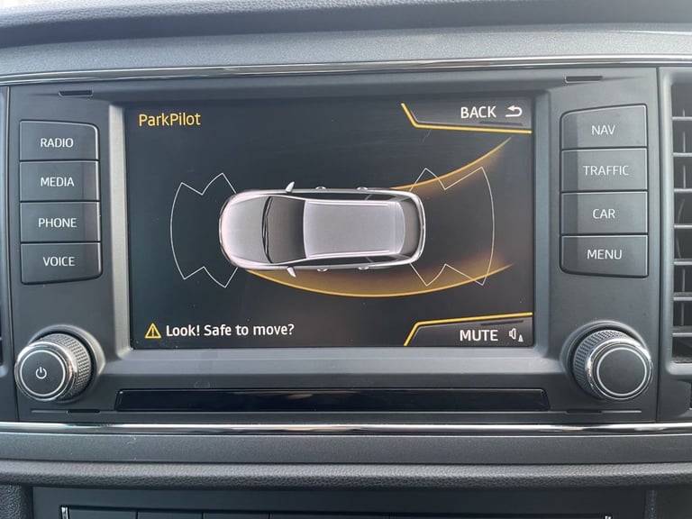 2015 SEAT Leon 2.0 TDI FR 5dr [Technology Pack] ESTATE DIESEL Manual