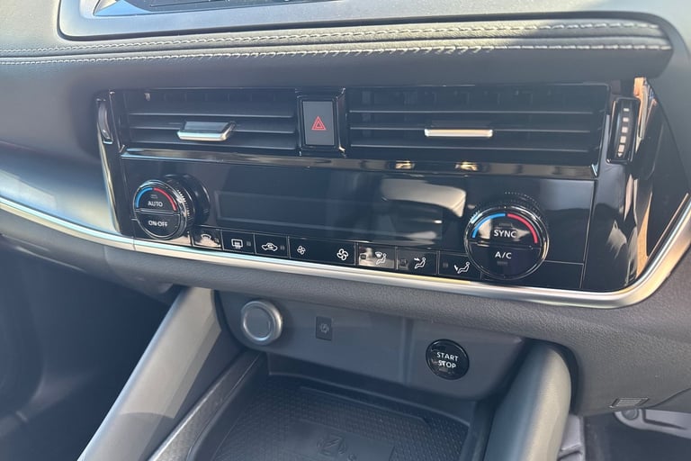 2025 Nissan Qashqai 1.5 E-Power N-Connecta 5dr Auto HATCHBACK PETROL/ELECTRIC Automatic