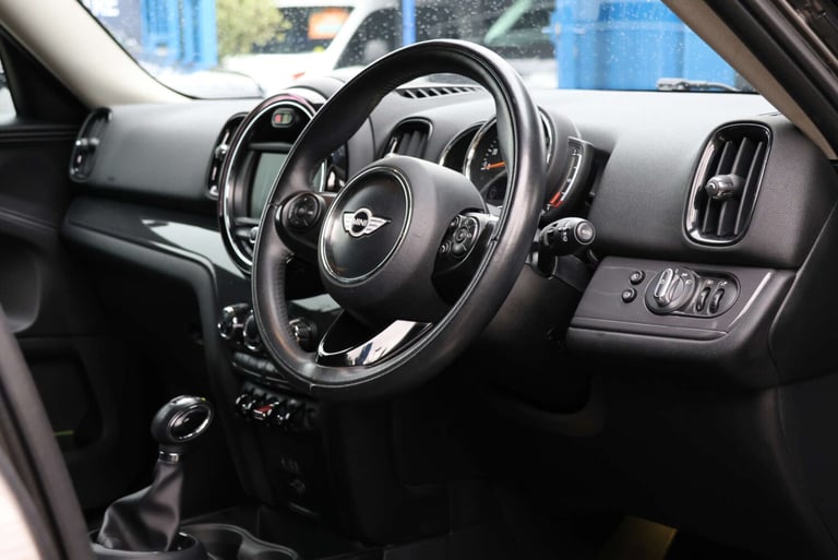 2017 MINI Countryman 1.5 Countryman Cooper Auto 5dr SUV Petrol Automatic