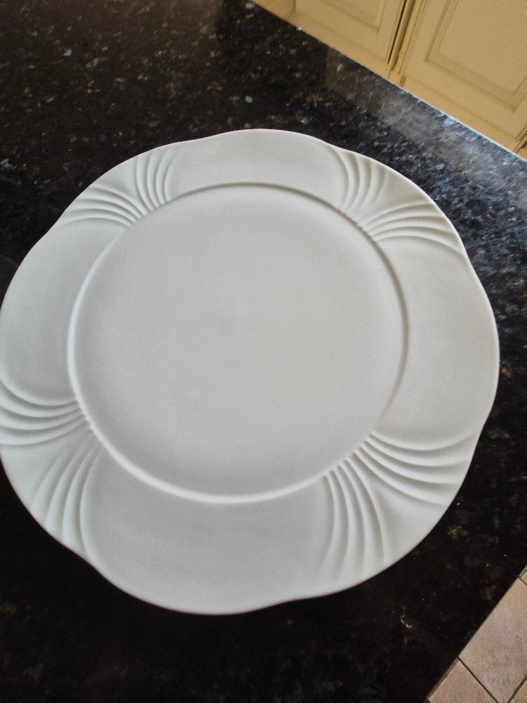 Villeroy & Boch bone china cake plate , perfect condition